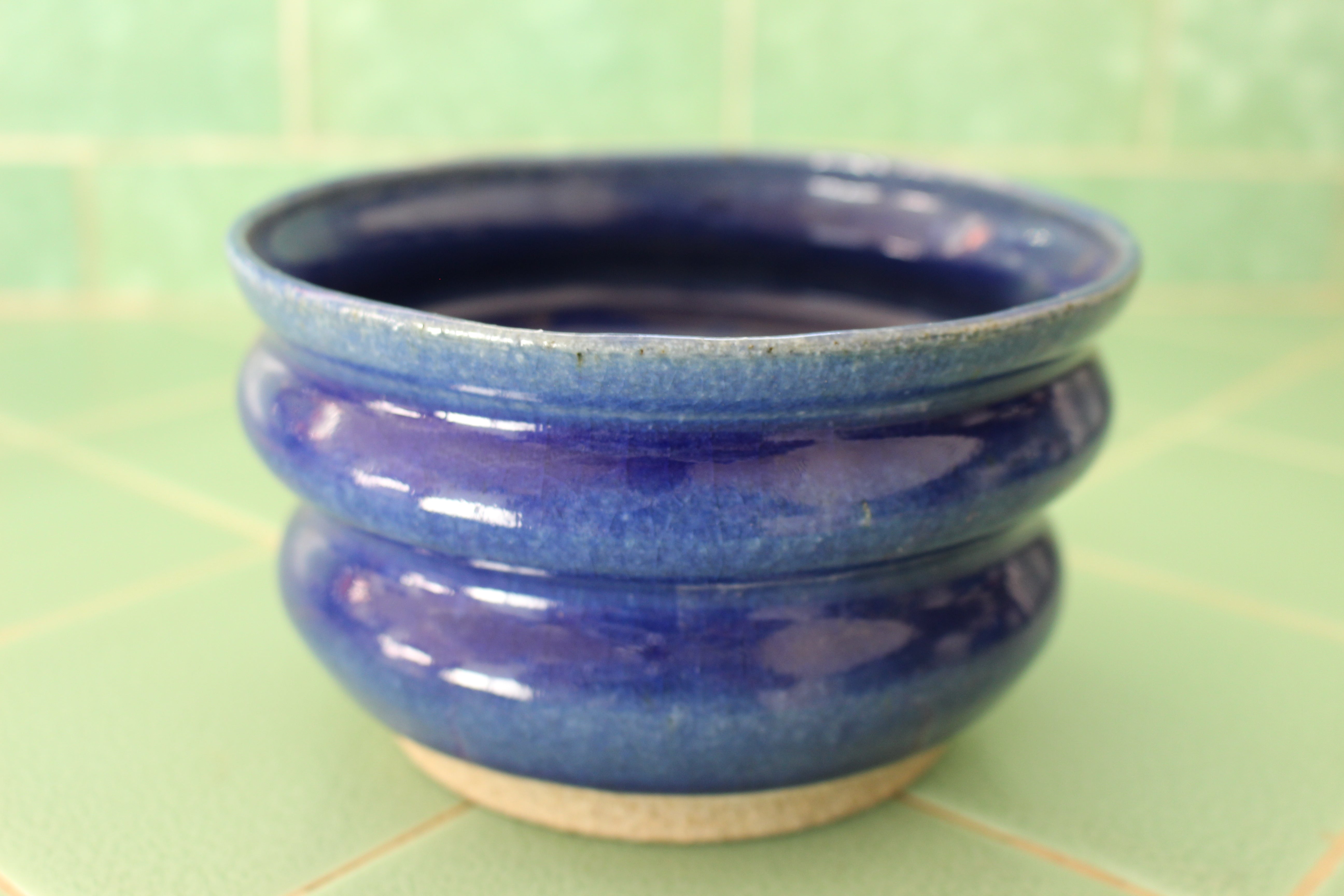 Medium Wavy Deep Blue Planter